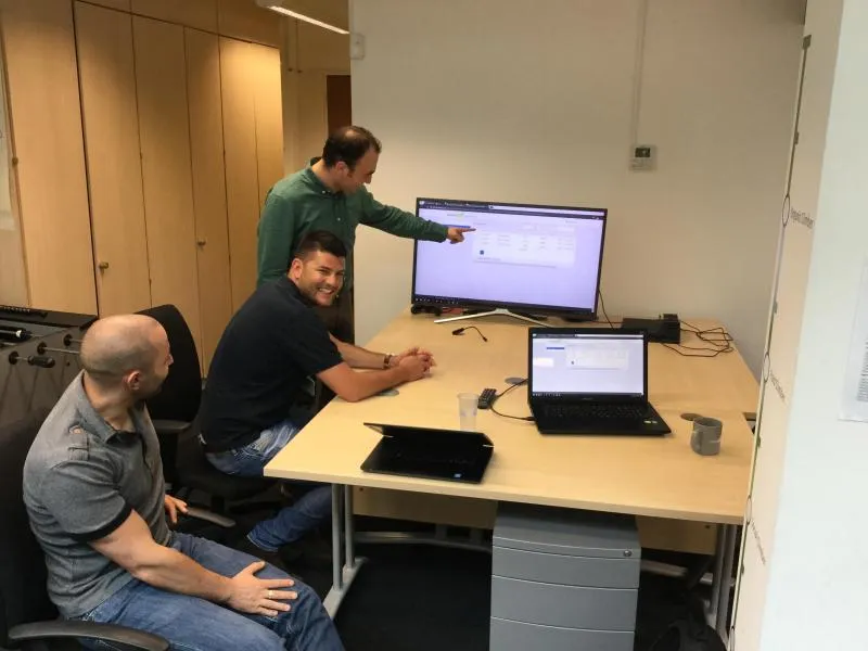 Presenting software at Climb Online